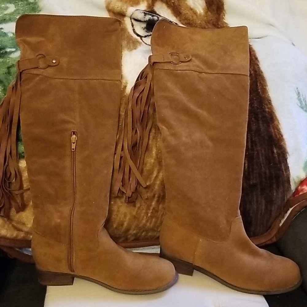 Over the knee boots with tassels